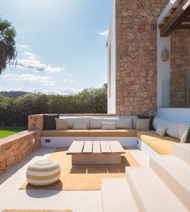 Resa Estates finca Can Floral Ibiza sale koop terrace house 3.jpg